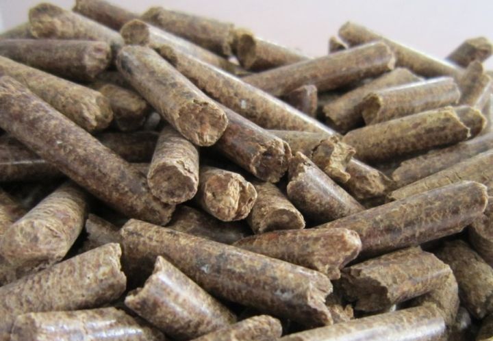 使用颗粒炉怎样保持室内干净?